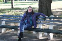 Lydia Struck im Claremont Park (Bronx NY) &ndash; Wo Marie Juchacz auf der Bank sa&szlig;